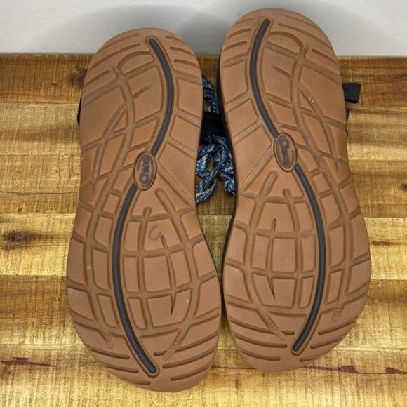 Chaco Blue Purple Strappy Sandals: Size 9 - Picture 7 of 7